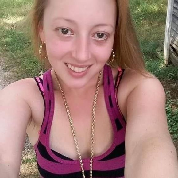 Meet your Posher, Lisa - Picture 1 of 1